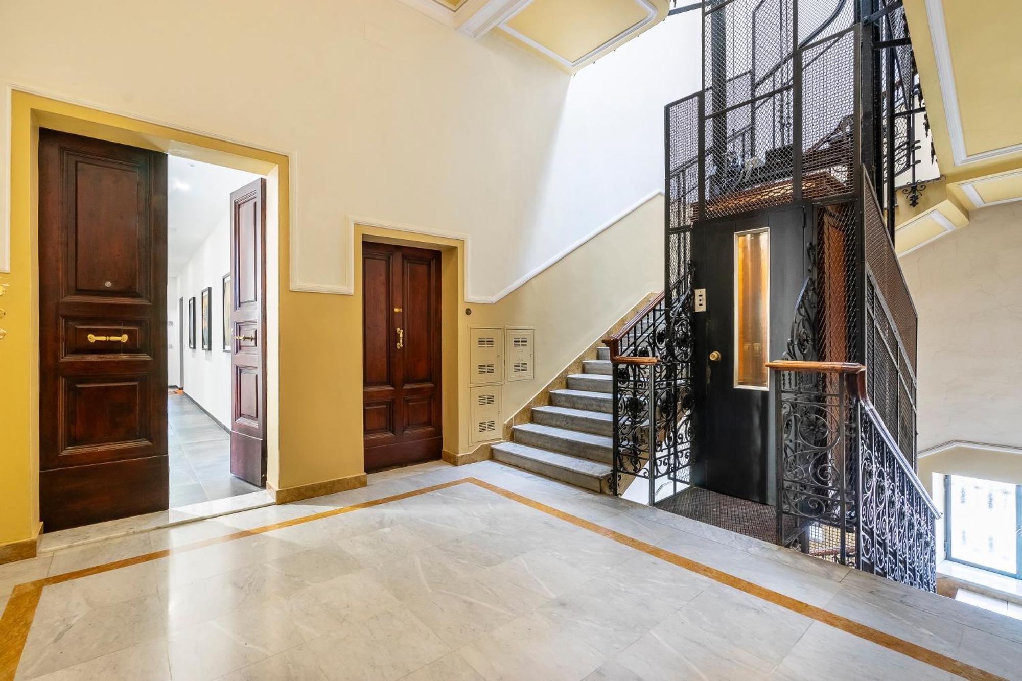 San Marco Black Appartamento Luxury Con Terrazzo E Parcheggio Su Richiesta Florenţa Exterior foto