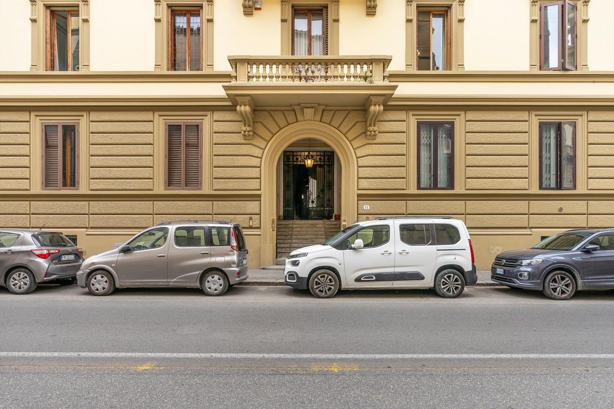 San Marco Black Appartamento Luxury Con Terrazzo E Parcheggio Su Richiesta Florenţa Exterior foto