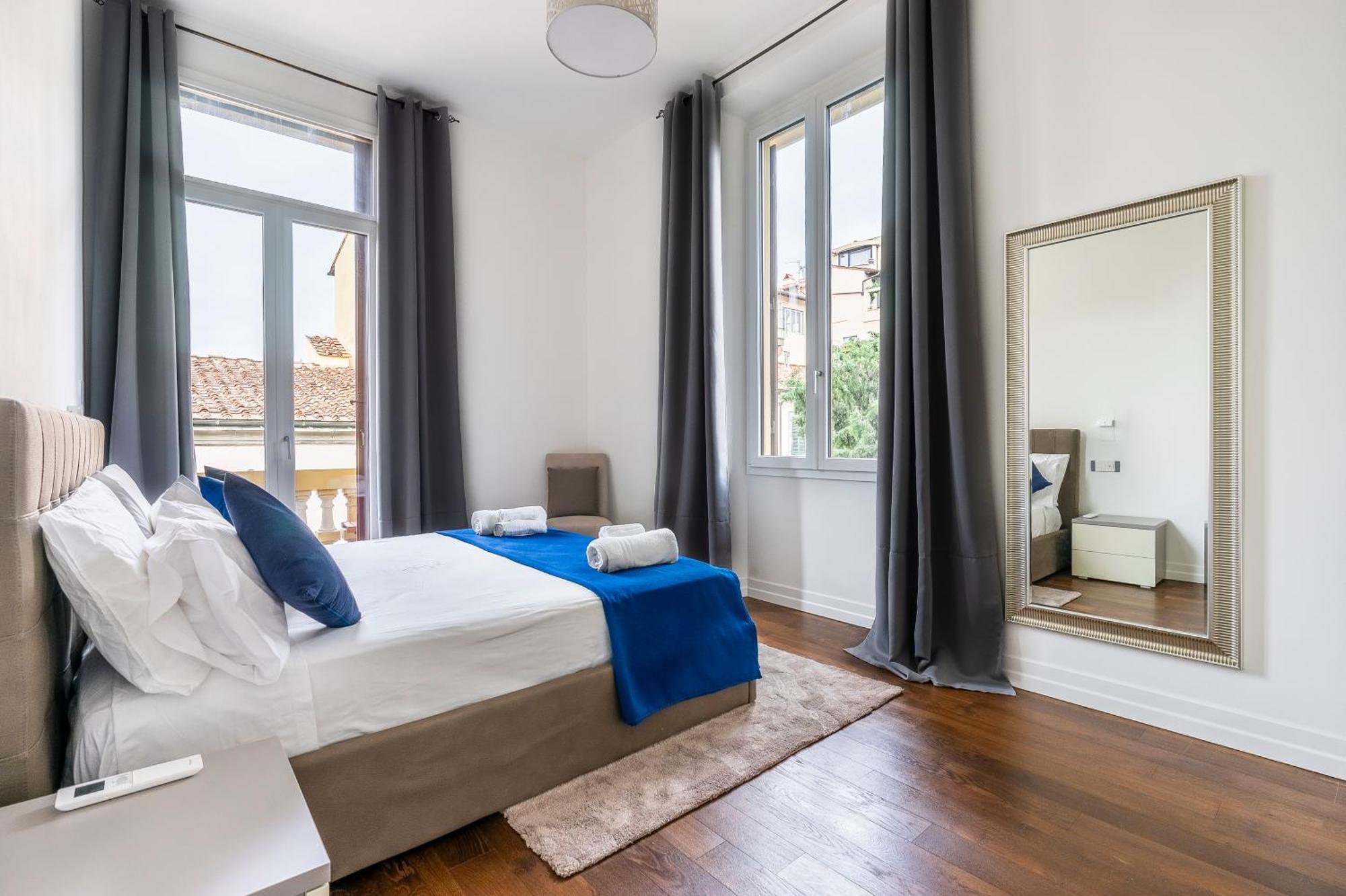 San Marco Black Appartamento Luxury Con Terrazzo E Parcheggio Su Richiesta Florenţa Exterior foto